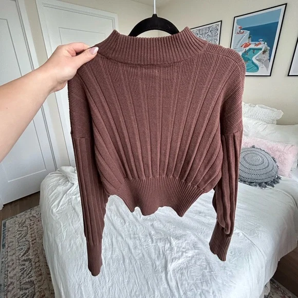 Wilfred Ribbed Sweater - Picture 2 of 3